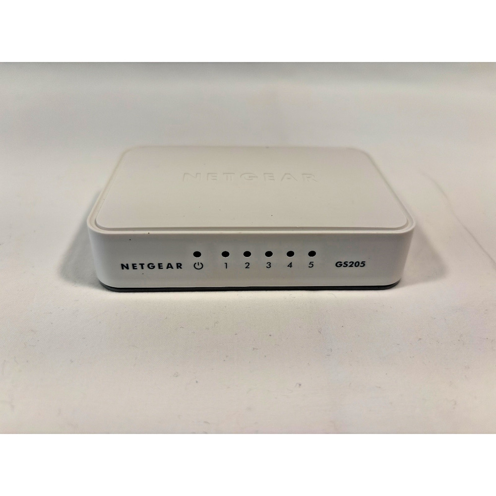 Netgear GS205-100PAS 5-Port Gigabit Ethernet Unmanaged Switch No Power Cord